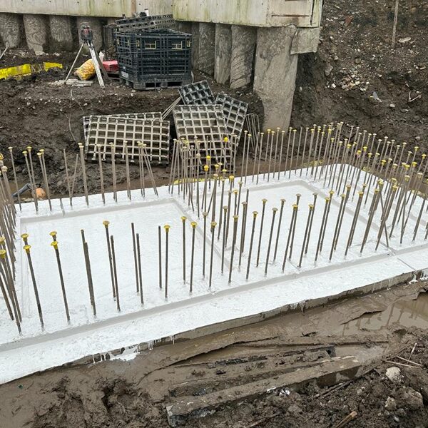 Atal SG2 to a lift pit on a site in South Wales.