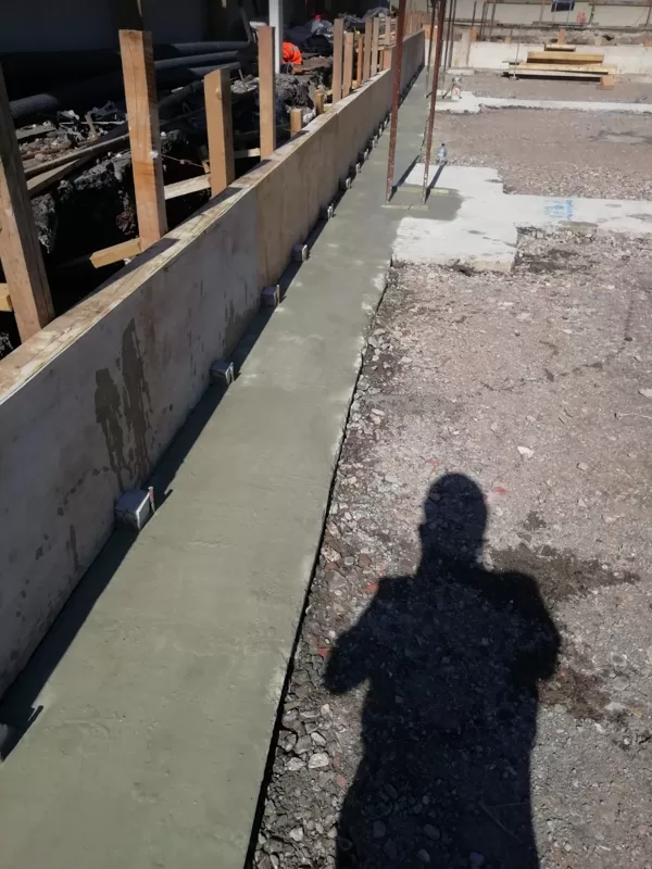Atal Aquafin IC to a ground beam.